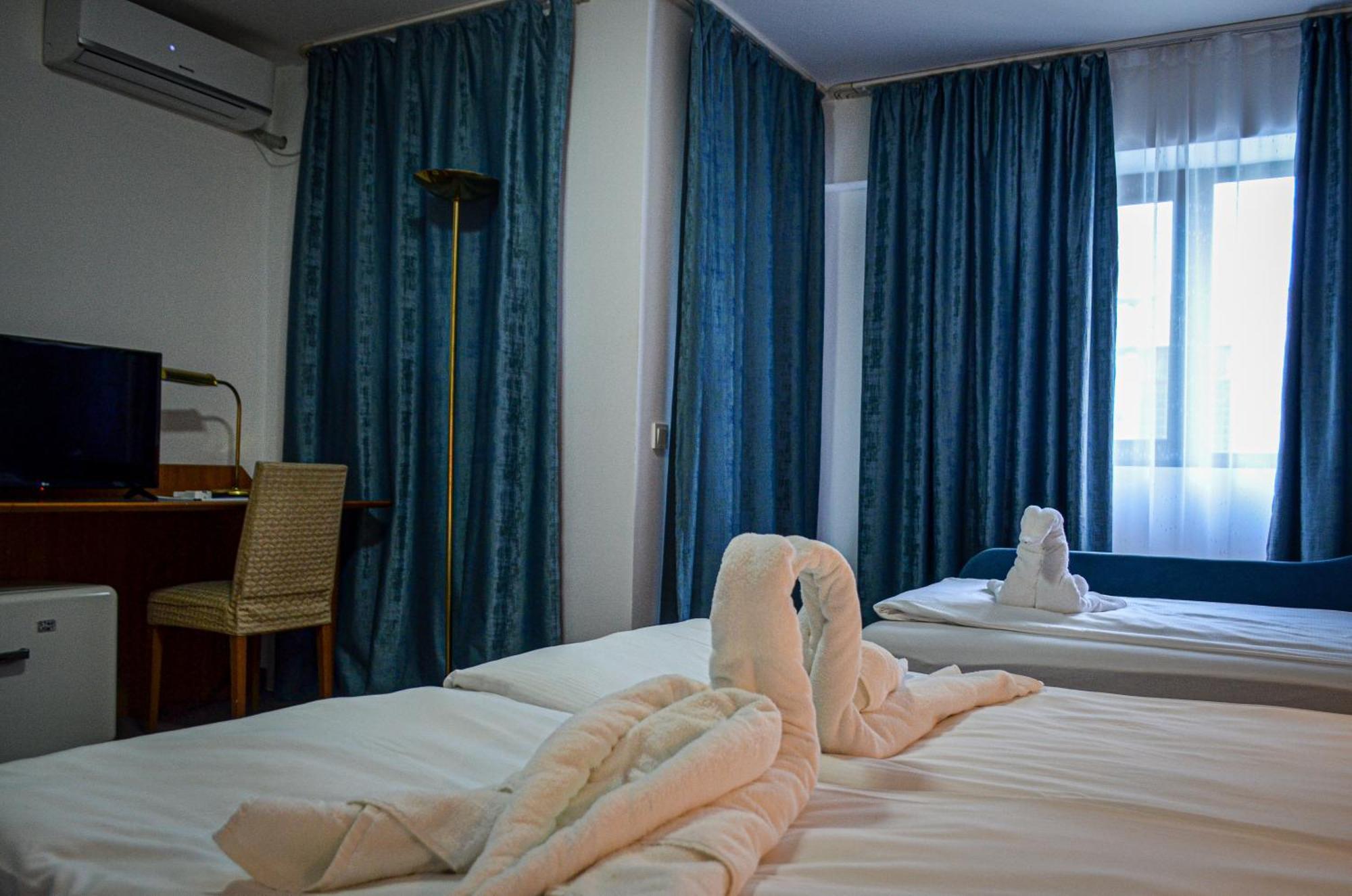 Hotel Atlantic Costinesti Exterior photo